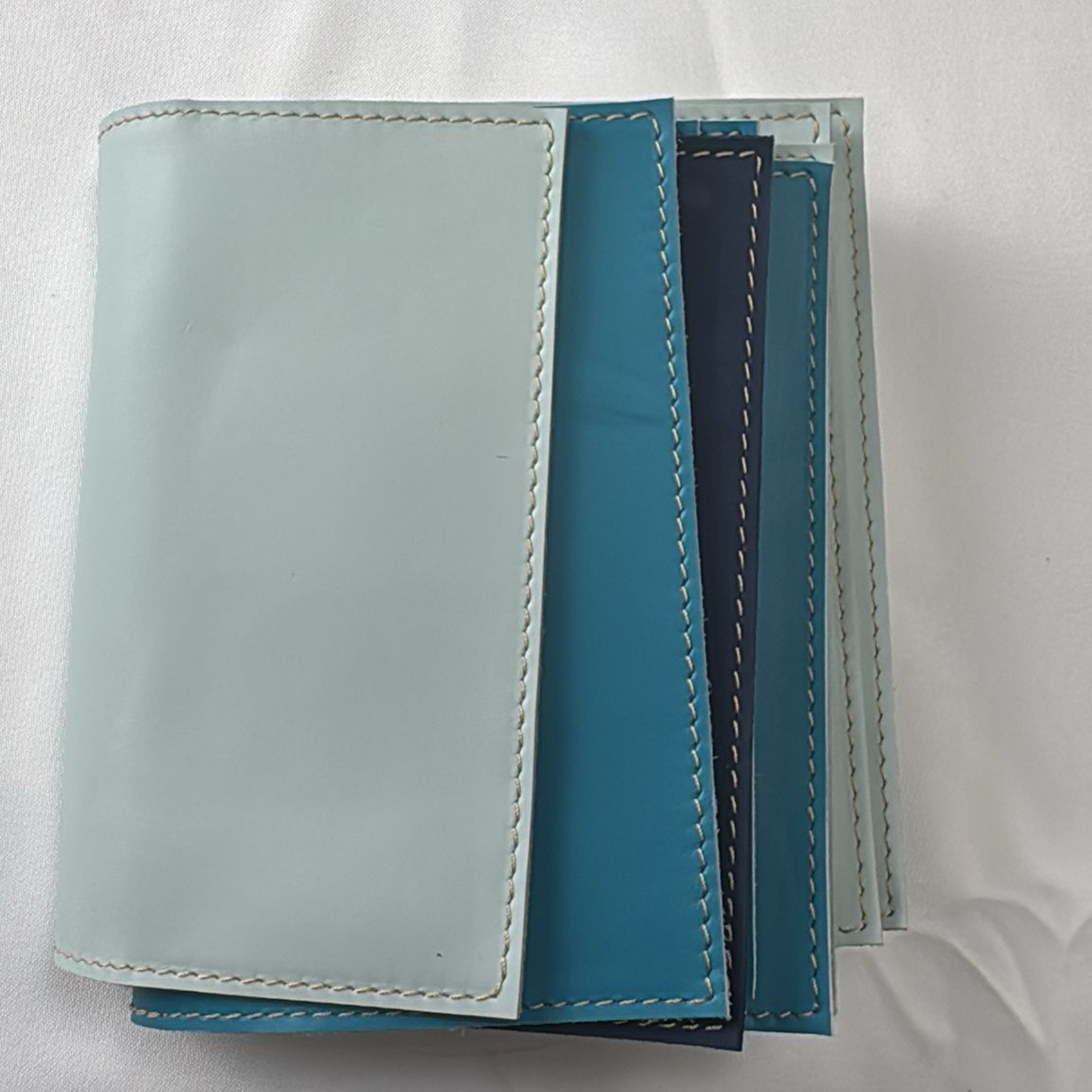 Coperta piele naturală dimensiune - 18x 12 cm - imagine 3